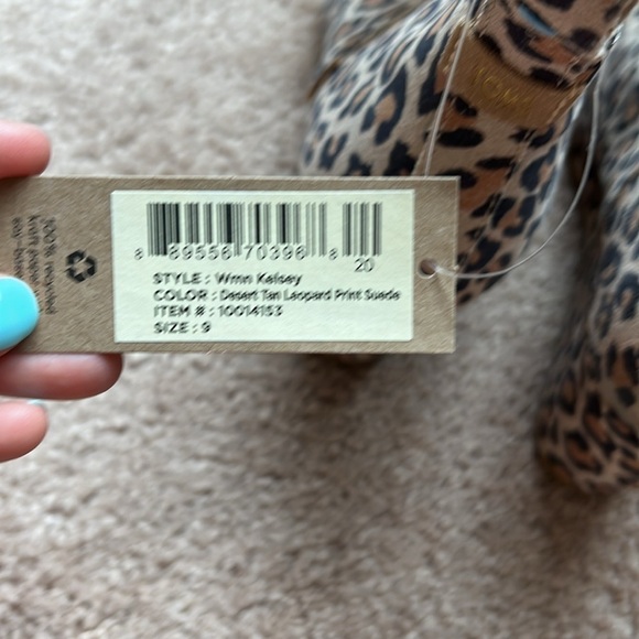 NWT TOMS Womens Side Gores Kelsey Suede Wedge Booties - Picture 5 of 6